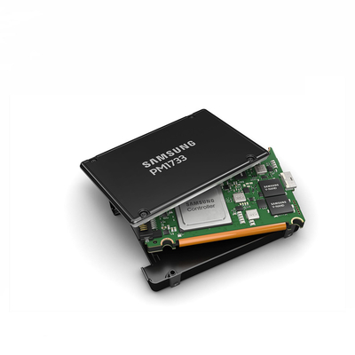 PCIe Gen4 X4 NVMe U.2 SSD داخلی 2.5 اینچی سامسونگ PM1733 SSD 3.84 ترابایت